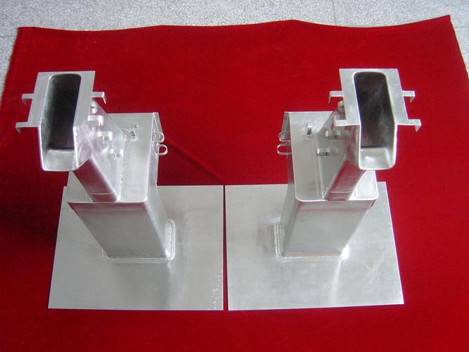 貴金屬制品 從永恒價(jià)值到日常美學(xué)的華麗蛻變